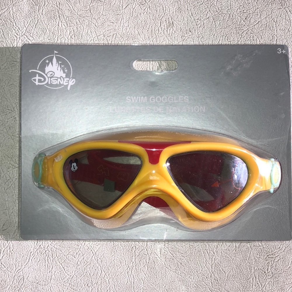 Disney Mickey Mouse swim goggles 3+ new